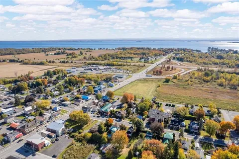 11 OAK Street, South Glengarry, ON K0C 1N0