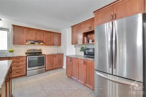 129 ABBEY Cres, Russell, ON K4R 1A1