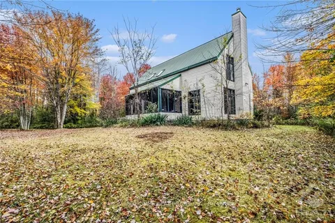 10 MEADOWGLEN Circ, North Grenville, ON K0G 1J0