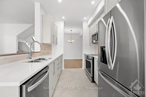 120 BIG DIPPER St, Blossom Park - Airport and Area, ON K4M 0L2