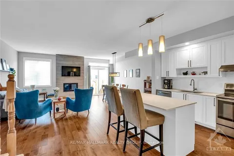 262 MUNRO St, Carleton Place, ON K7C 0P3