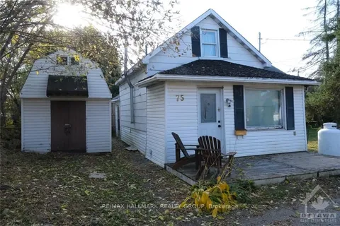 75 LOUIS St, Brockville, ON K6V 4H6