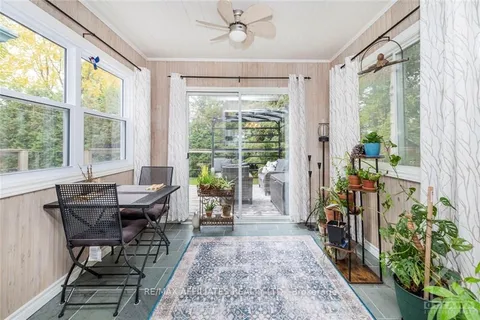 392 COUNTRY St, Mississippi Mills, ON K0A 1A0