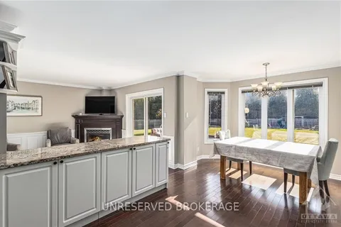 8296 RODNEY FARM Dr, Greely - Metcalfe - Osgoode - Vernon and Area, ON K0A 2P0