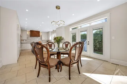 32 ARGUE Dr, Cityview - Parkwoods Hills - Rideau Shore, ON K2E 6S1