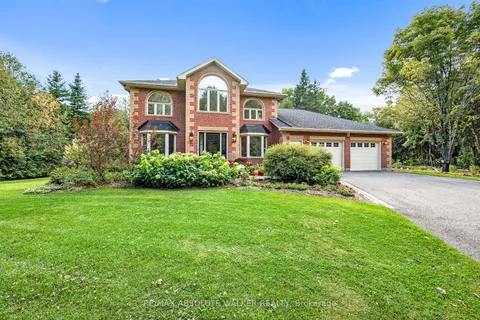 6284 ELKWOOD Dr, Greely - Metcalfe - Osgoode - Vernon and Area, ON K4P 1M9