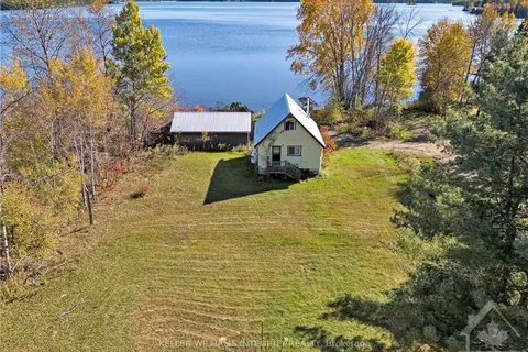 17 FISH HUT Rd, North Algona Wilberforce, ON K0J 1X0