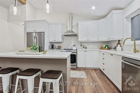 209 TRUDEAU Cres, Russell, ON K4R 1E5