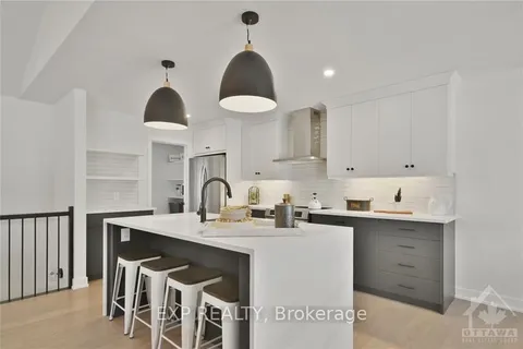 252 TRUDEAU Cres, Russell, ON K4R 1E5