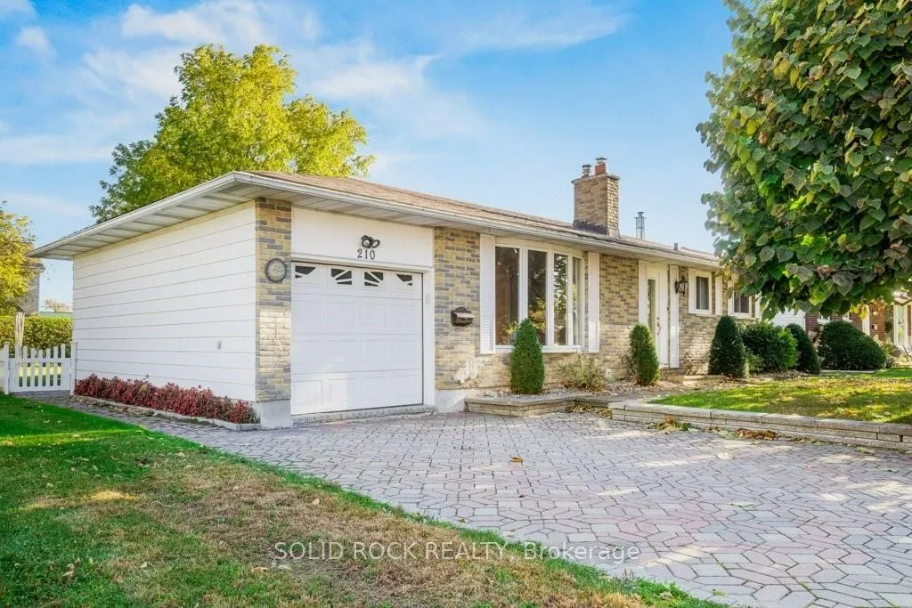 210 ELLIOTT St, North Grenville, ON K0G 1J0