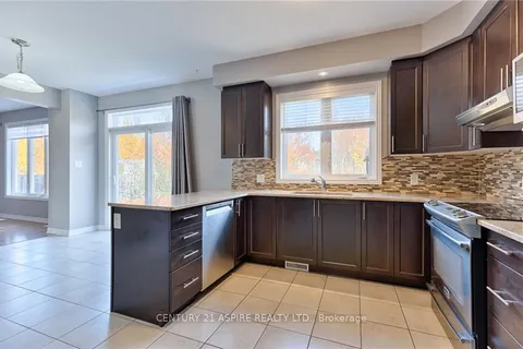 27 BEDARD Blvd, Petawawa, ON K8H 0B7