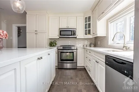 634 EDISON Ave, Carlingwood - Westboro and Area, ON K2A 1V7