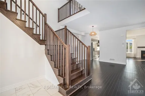 905 EMBANKMENT St, Stittsville - Munster - Richmond, ON K2V 0B9