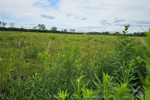 866 RIDEAU RIVER Rd, Montague, ON K0G 1N0