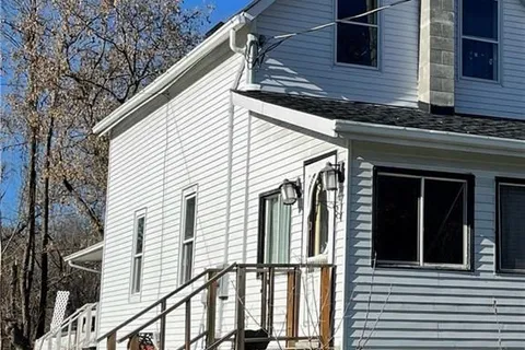 105 LANGSTAFF Dr, Carp - Huntley Ward, ON K0A 1L0