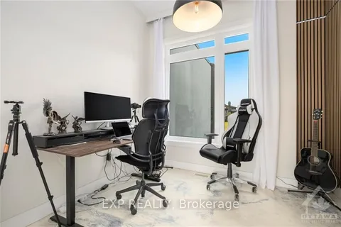 635 BALLYCASTLE Cres, Blossom Park - Airport and Area, ON K1X 0A3