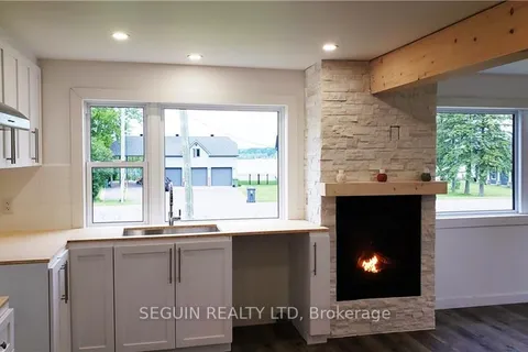 3646 FRONT Rd, East Hawkesbury, ON K6A 2T4