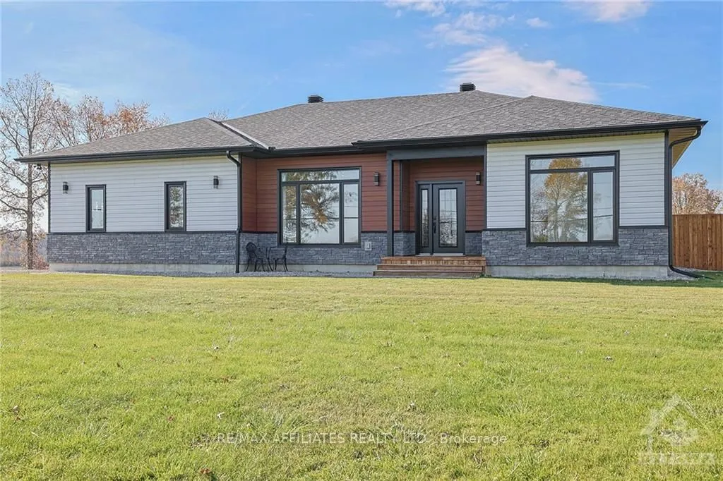 2754 COUNTY 43 Rd, Montague, ON K7A 5B8