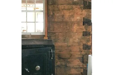 51-53 DRUMMOND St, Perth, ON K7H 1G3