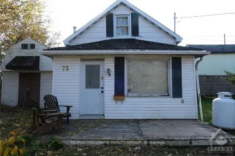 75 LOUIS St, Brockville, ON K6V 4H6