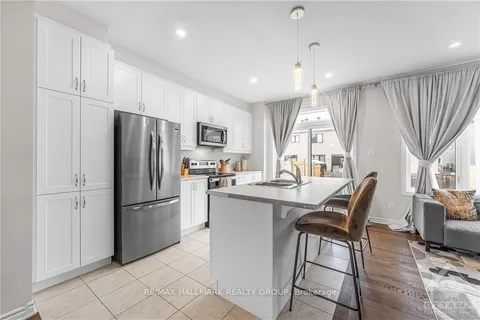 147 PICTOU Cres, Kanata, ON K2V 0R7