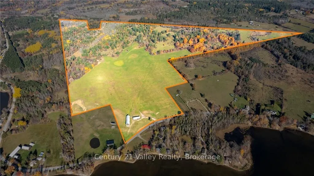 330 ISLAND VIEW Drive, North Algona Wilberforce, ON K0J 1X0