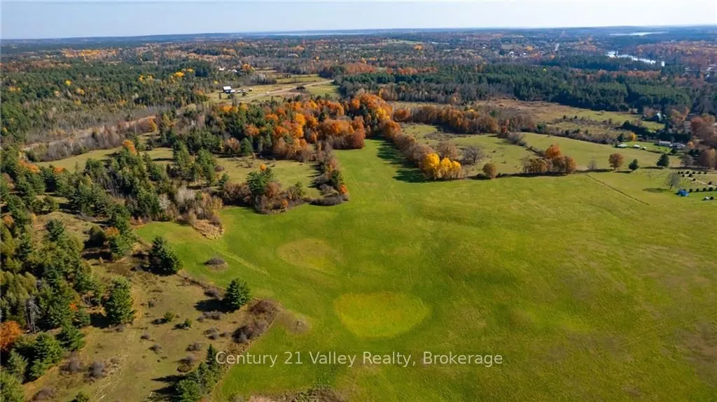 330 ISLAND VIEW Drive, North Algona Wilberforce, ON K0J 1X0