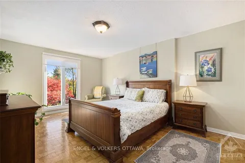 1486 GOTH Ave, Blossom Park - Airport and Area, ON K1T 1E4