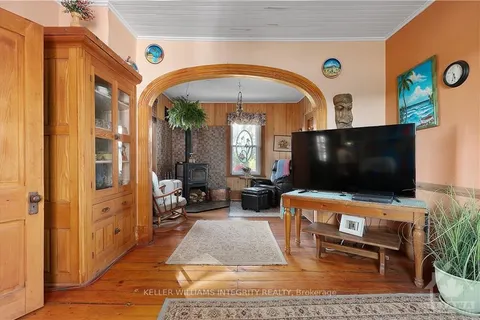 650 CONCESSION 1 Road, ON K0B 1B0