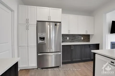 4527 KELLY FARM Dr, Blossom Park - Airport and Area, ON K1X 0E7