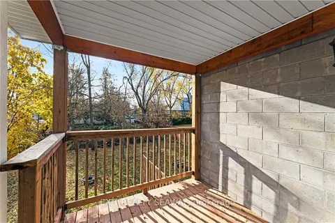 14 MINTO Street, ON K0C 1K0