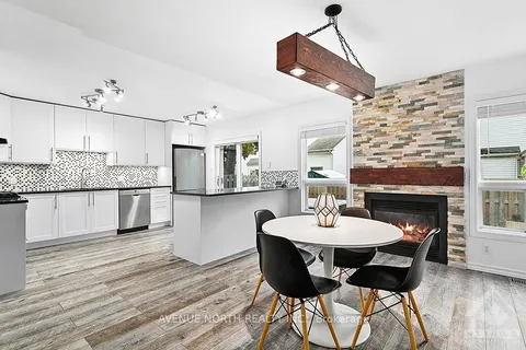 393 STONEWAY Dr, Barrhaven, ON K2G 6G7