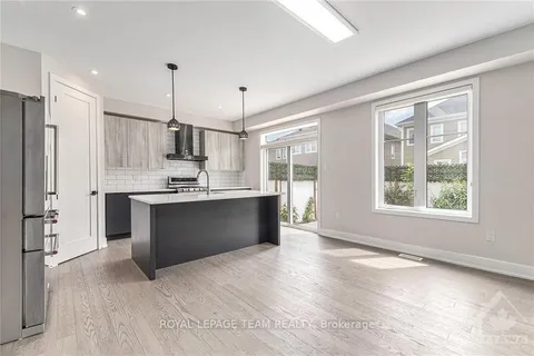 147 EQUITATION Circ, Stittsville - Munster - Richmond, ON K0A 2Z0