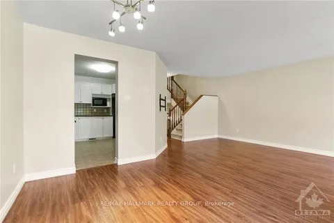 301 SERENA Way, Barrhaven, ON K2G 4P5