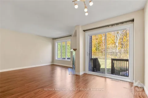 301 SERENA Way, Barrhaven, ON K2G 4P5