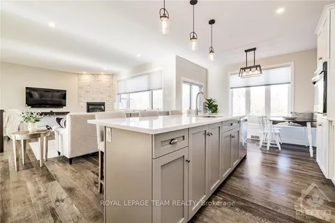 541 OSMOND DALEY Dr, Carp - Huntley Ward, ON K0A 1L0