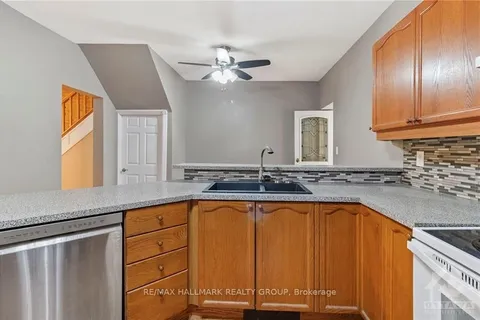 320 KING St, Brockville, ON K6V 3S3