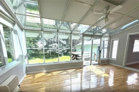 1993 NAPLES Ave, Elmvale Acres and Area, ON K1G 2B5