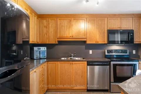 2022 WINSOME Terr, Orleans - Cumberland and Area, ON K4A 4Y4