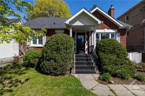 1217 ANOKA St, Hunt Club - South Keys and Area, ON K1V 6C5