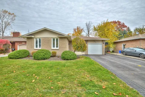 6931 Casey St, Niagara Falls, ON L2J 3G6