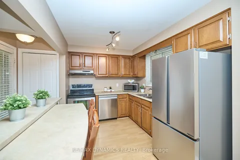 6931 Casey St, Niagara Falls, ON L2J 3G6