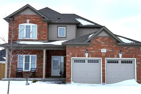 864 Burwell St, Fort Erie, ON L2A 0E2