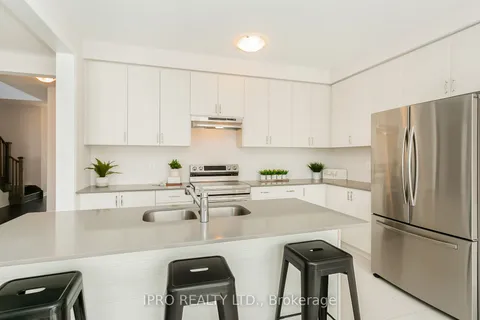 421 Robert Woolner St, North Dumfries, ON N0B 1E0