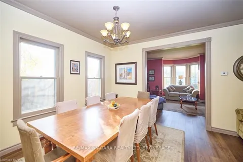 53 ARCHANGE St, Fort Erie, ON L2A 3K6