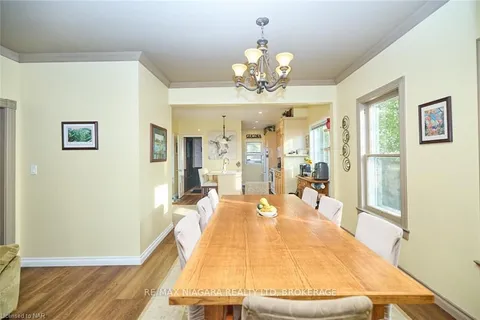 53 ARCHANGE St, Fort Erie, ON L2A 3K6