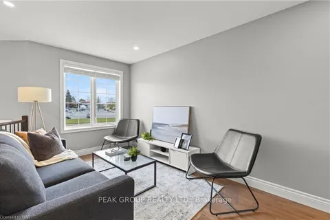 7717 ASCOT Circ, Niagara Falls, ON L2H 3H2