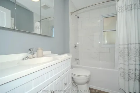 26 PHILIP St, St. Catharines, ON L2P 2M8