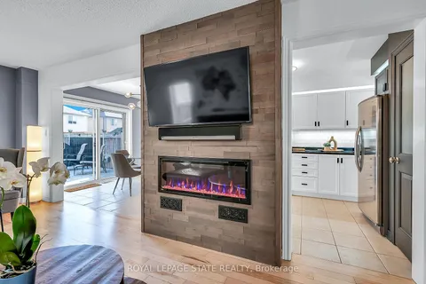 250 Fall Fair Way, Hamilton, ON L0R 1C0