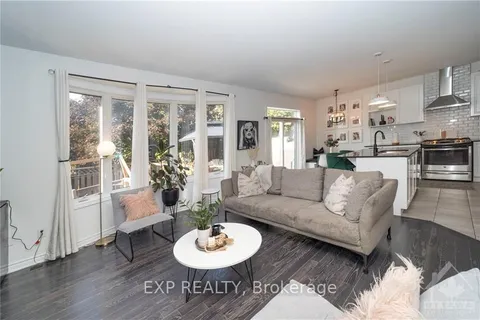 170 LILY POND St, Kanata, ON K2M 0J5